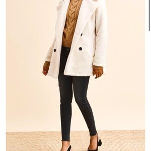 SHERPA TEDDY COAT - LIKE NEW - CREAM